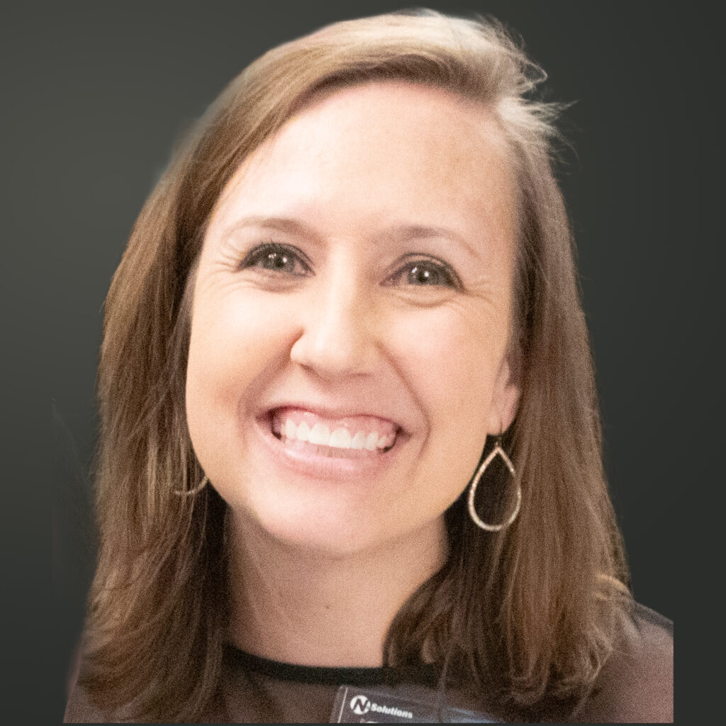 Headshot of Liz LeQuang